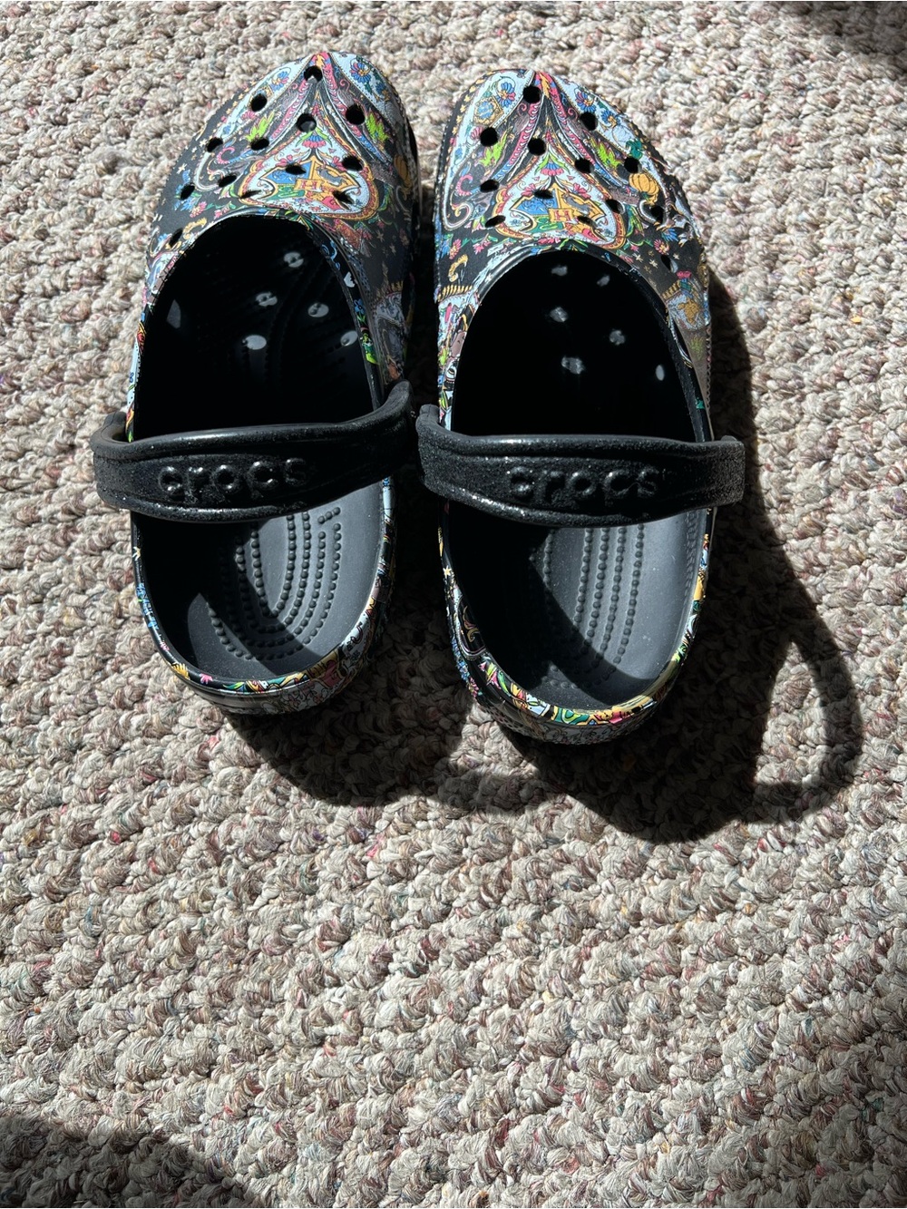 CROCS Harry Potter Hogwarts Crest Men’s 8 Women’s 10 EUC - Picture 3 of 5